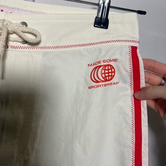 Lisa Says Gah Made Some Long Shorts - Picture 5 of 11